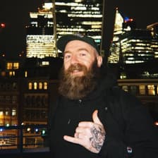 Profile picture for Dan Holdsworth