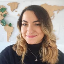 Profile picture for Nina Hrisos