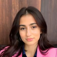 Profile picture for Arianna Daringa