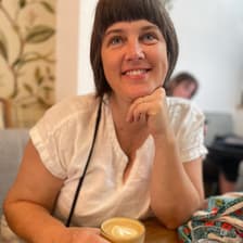 Profile picture for Julie Bent