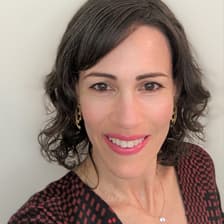 Profile picture for Priscila Carrijo