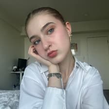 Profile picture for Talia Kusmirek