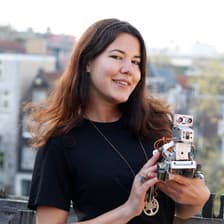 Profile picture for Alina Dumitrache