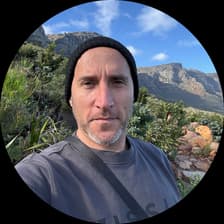 Profile picture for Lee Rael