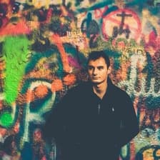 Profile picture for Ollie Whitfield