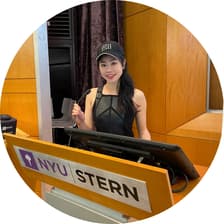 Profile picture for Alexandra Tran