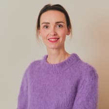 Profile picture for Naomi Davies