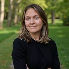 Profile picture for Emily Sivey