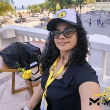 Profile picture for Roberta Souza