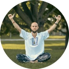 Profile picture for Elliott Spina