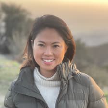 Profile picture for Elizabeth Tan
