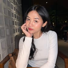 Profile picture for Dinda Maharani