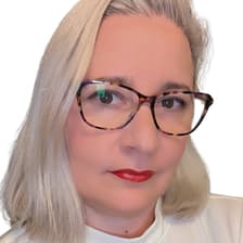 Profile picture for Corina Smith