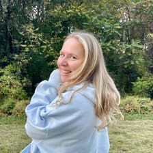 Profile picture for Tori Akerley