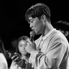 Profile picture for 송예찬