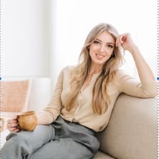 Profile picture for Elva Alushi