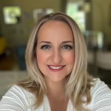 Profile picture for Liesl Leach