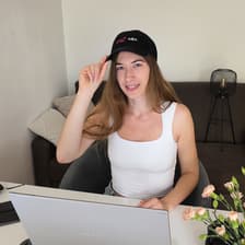 Profile picture for Nadia