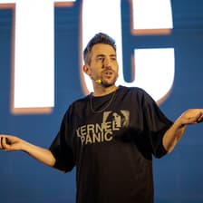 Profile picture for Alon Wolenitz