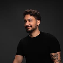 Profile picture for Vítor Zucher