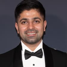 Profile picture for Zain Qayyum