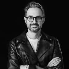 Profile picture for Iskender Dirik