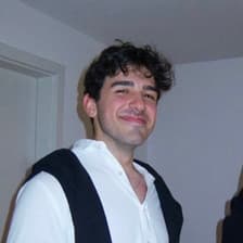 Profile picture for Deniz Özkan