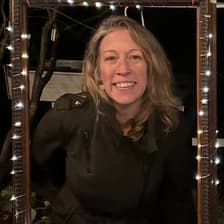 Profile picture for Kelli Taylor