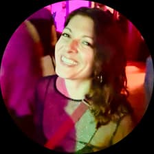 Profile picture for Hélène