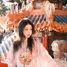 Profile picture for Shiqi