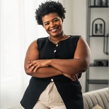 Profile picture for Christine Mia