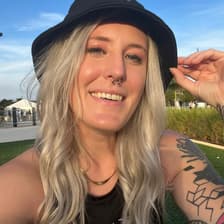 Profile picture for Rebecca Bakels