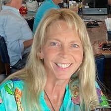 Profile picture for Shirley O’Reilly Joost