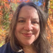 Profile picture for Holly Baldwin