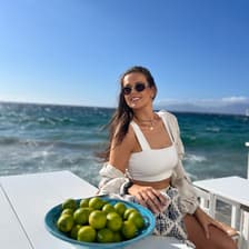 Profile picture for Diana