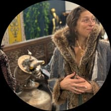 Profile picture for Ariel Sutro