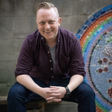 Profile picture for Denny Hollick