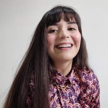 Profile picture for Larissa Chinaglia