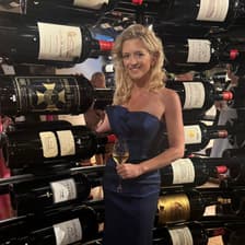 Profile picture for Kelly Bianucci