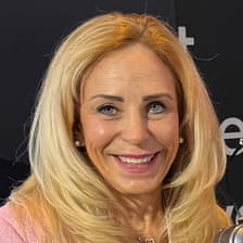 Profile picture for Dr. Natalie Petouhoff