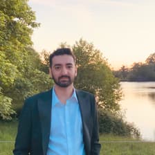 Profile picture for Manav Hartono