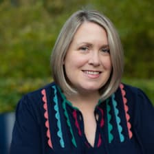 Profile picture for Beth Farris