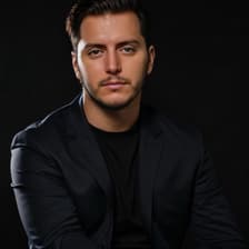 Profile picture for Robert Radusinovic