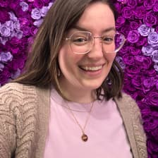 Profile picture for Emily Hartung