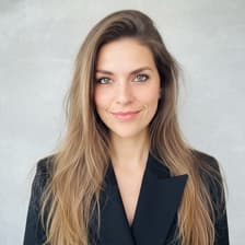 Profile picture for Giuliana Bonvini