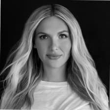 Profile picture for Jenn Rowe