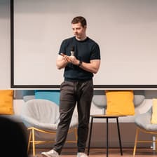 Profile picture for Fabian Tausch