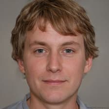 Profile picture for CEO Hoàng Thanh