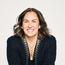 Profile picture for Julie Clow