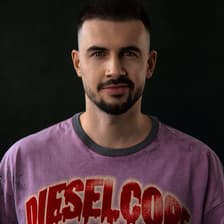 Profile picture for Alex Rainer
